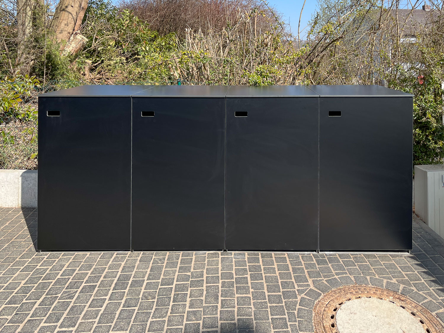 4 bin store in anthracite – four bins behind one straight front