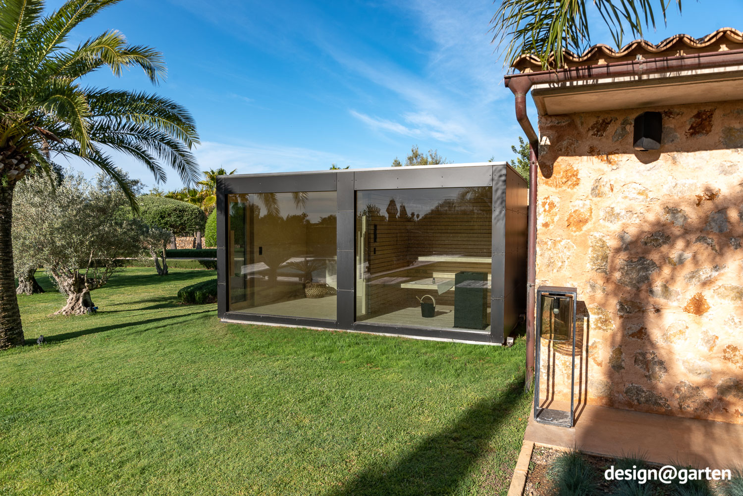 Designer garden sauna made of HPL in Mallorca