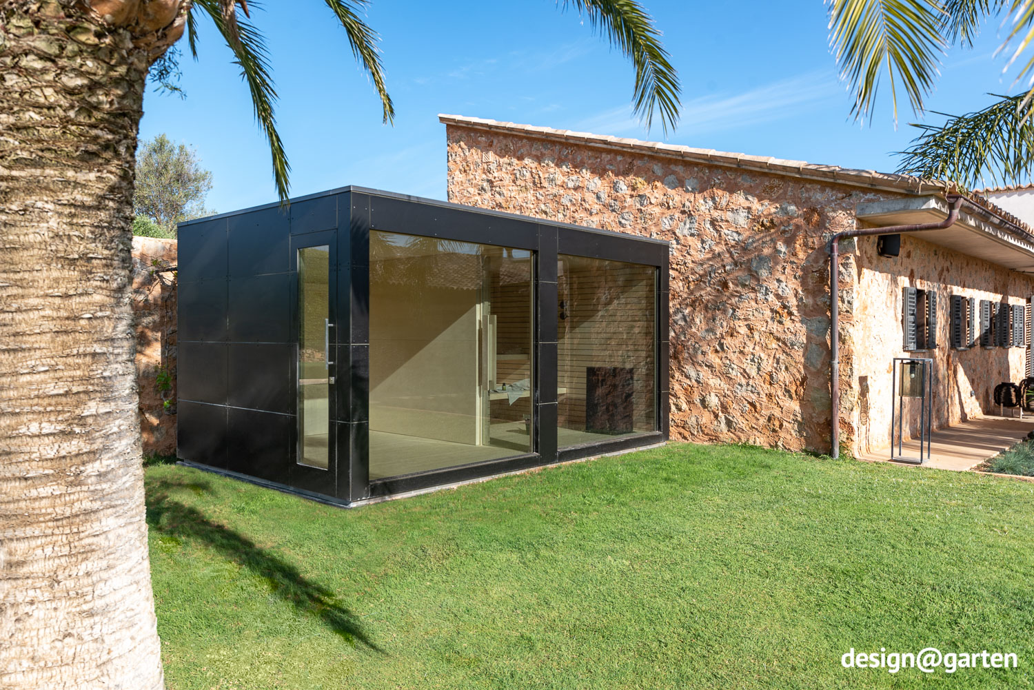 Designer garden sauna made of HPL in Mallorca