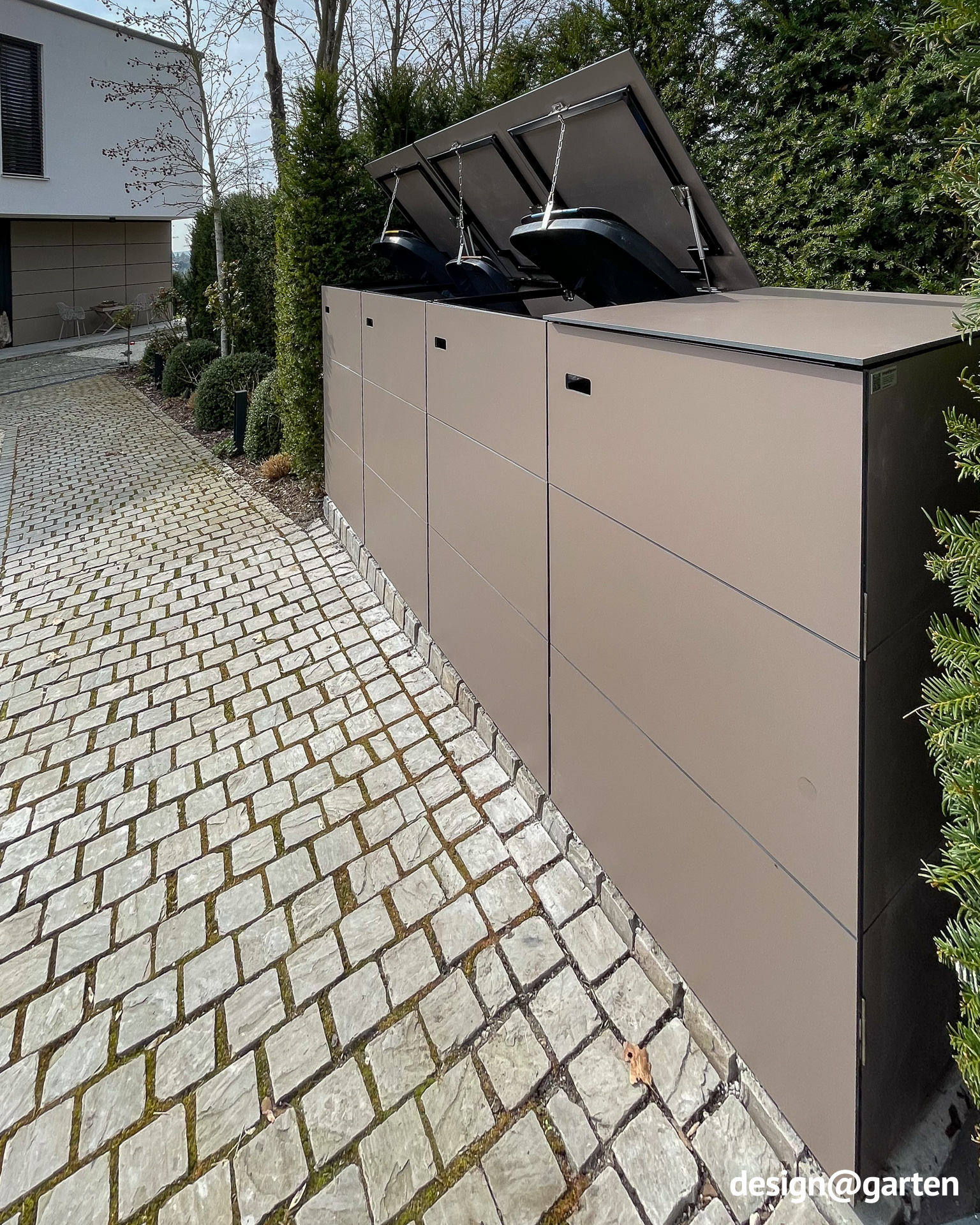 Modern refuse bin enclosure for 240-litre refuse bins