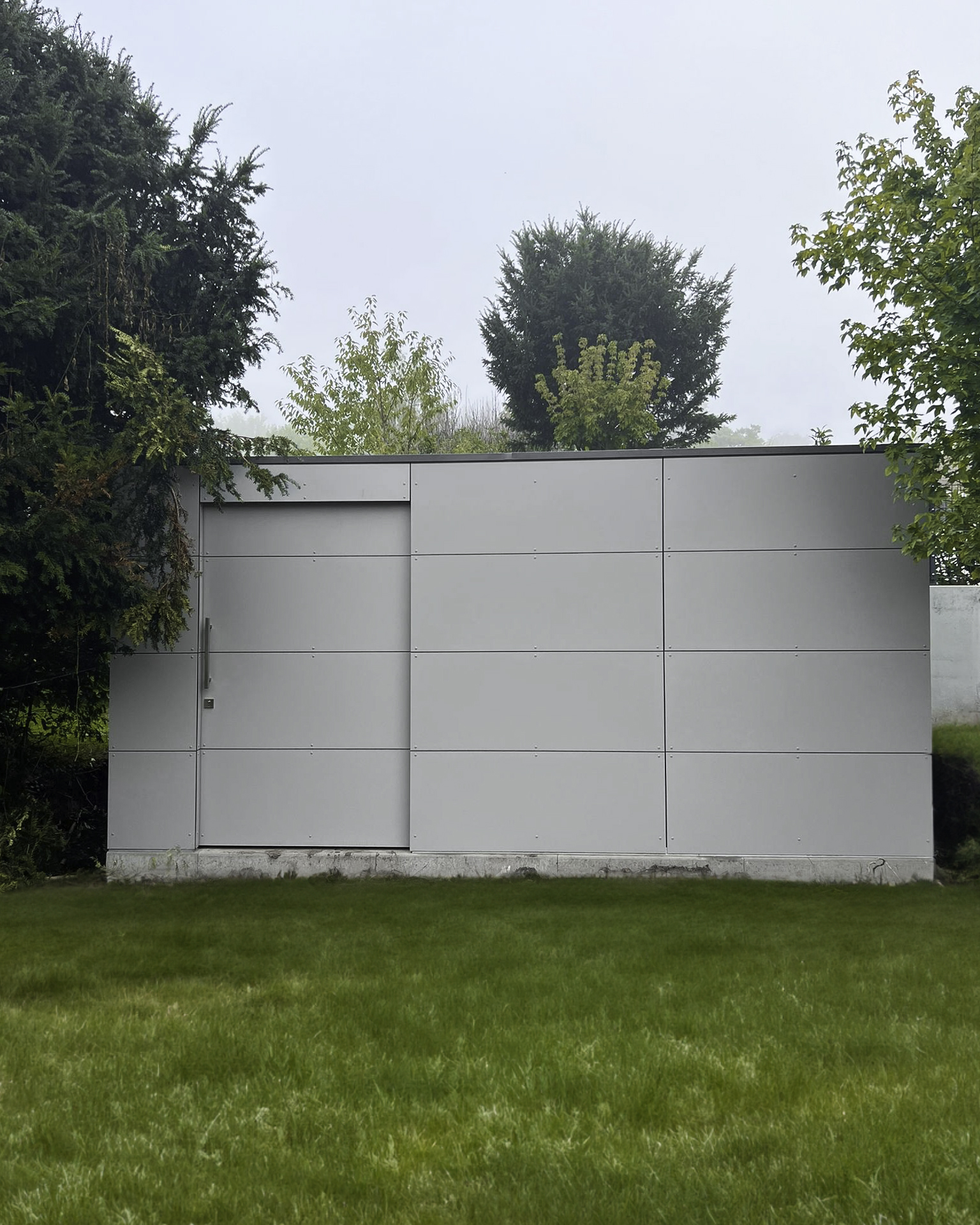 XXL garden shed for all your garden tools