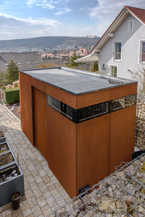 Timeless aesthetics in the garden: the modern Corten steel garden shed
