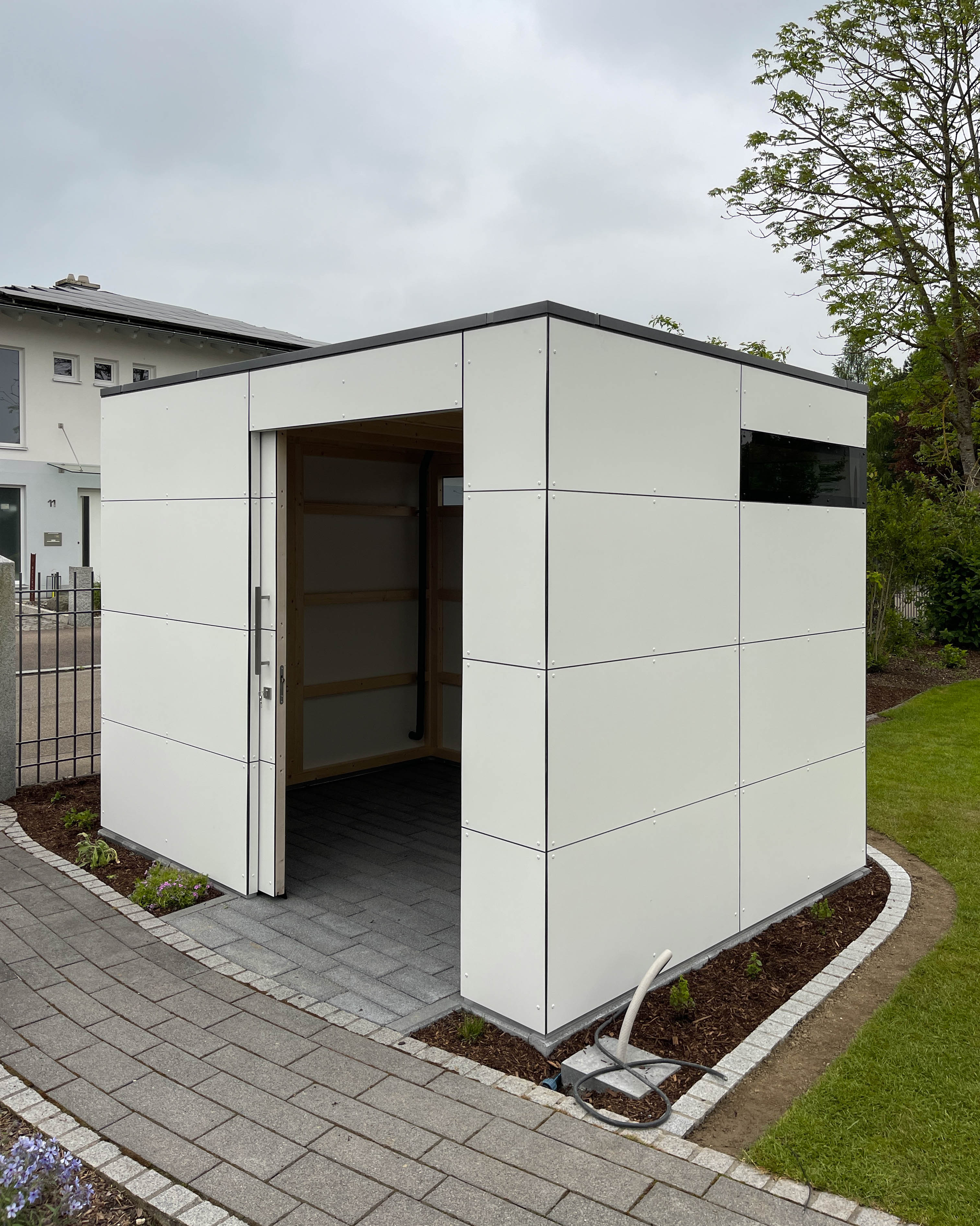 Garden shed for the front garden
