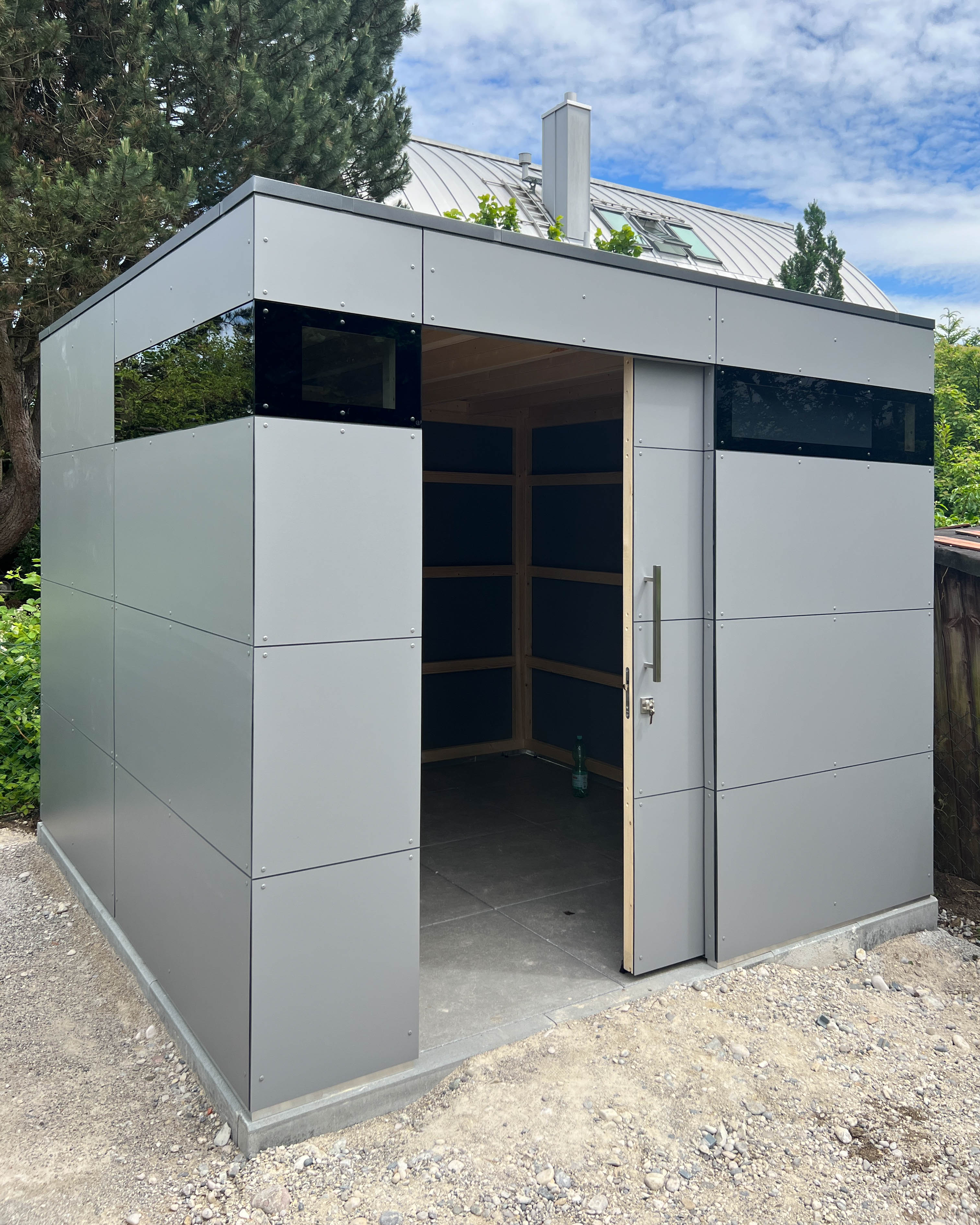 Garden shed in medium grey