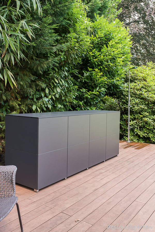 Functional comfort by the water: the weatherproof pool cabinet