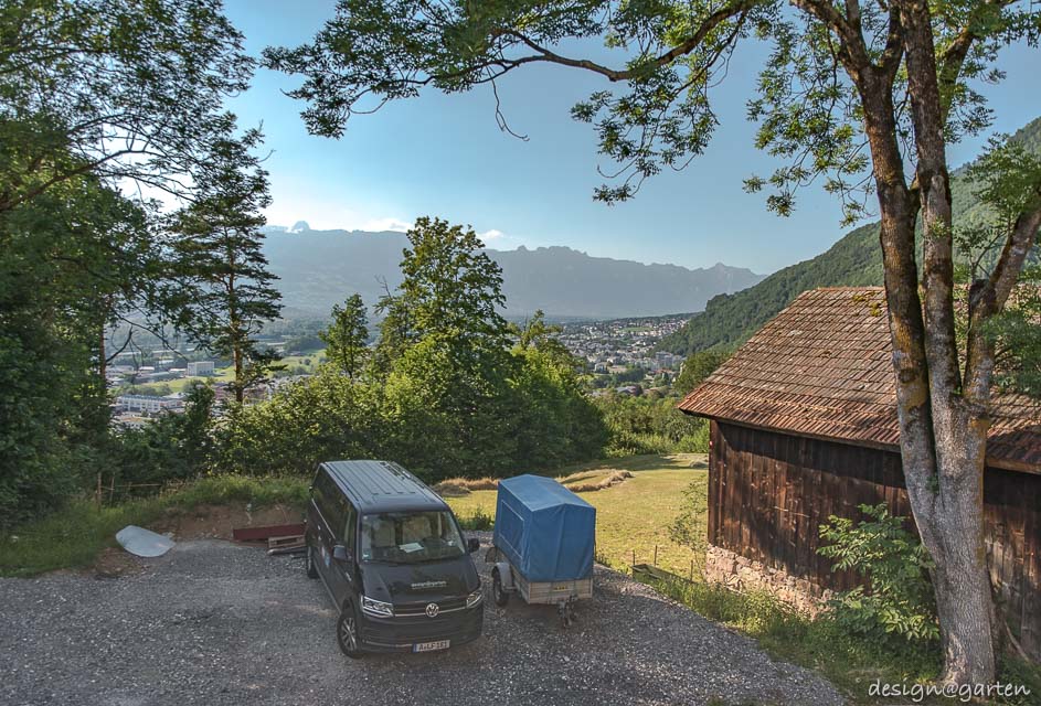 Funcionalidad junto al agua: el moderno armario para piscina