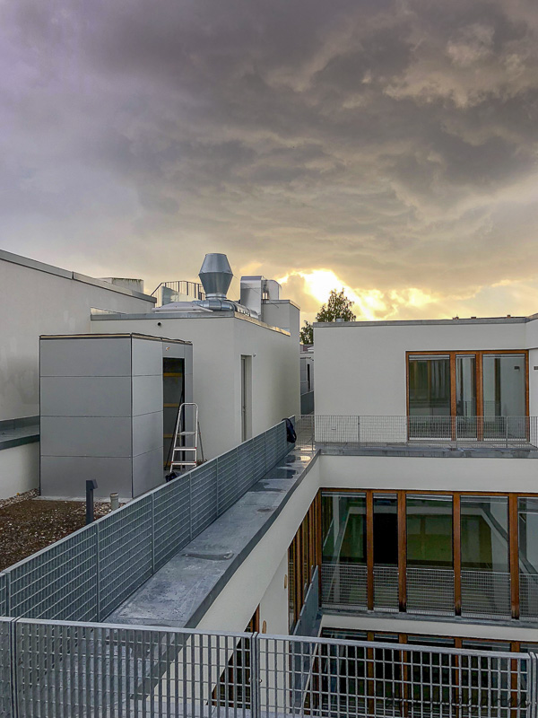 Uso innovador del espacio: espacio de almacenamiento urbano en la azotea