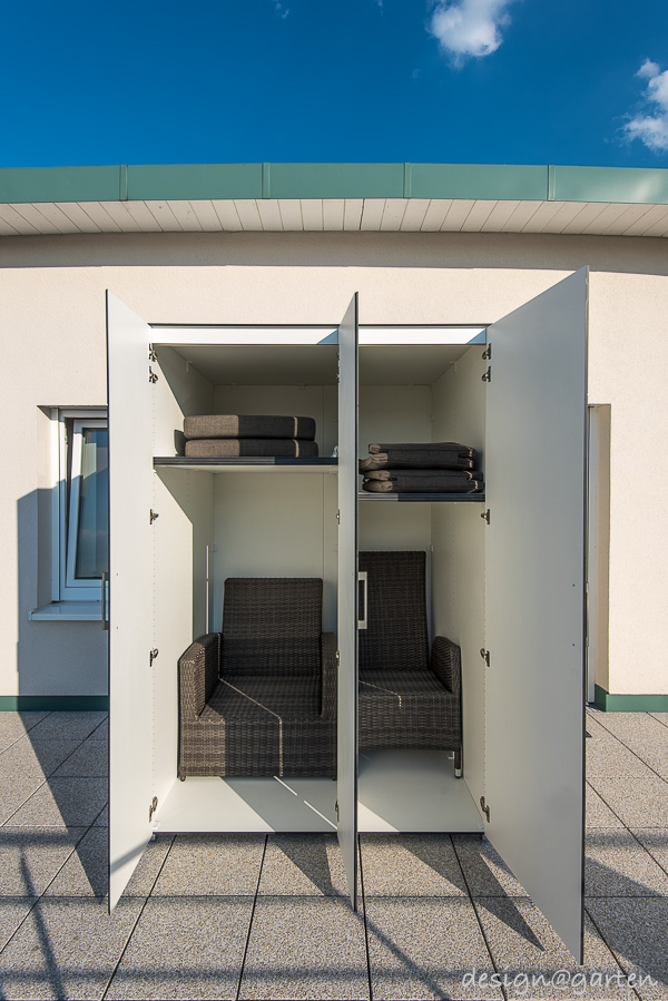 Máximo espacio de almacenamiento en las alturas: gran armario para la terraza de la azotea para almohadillas