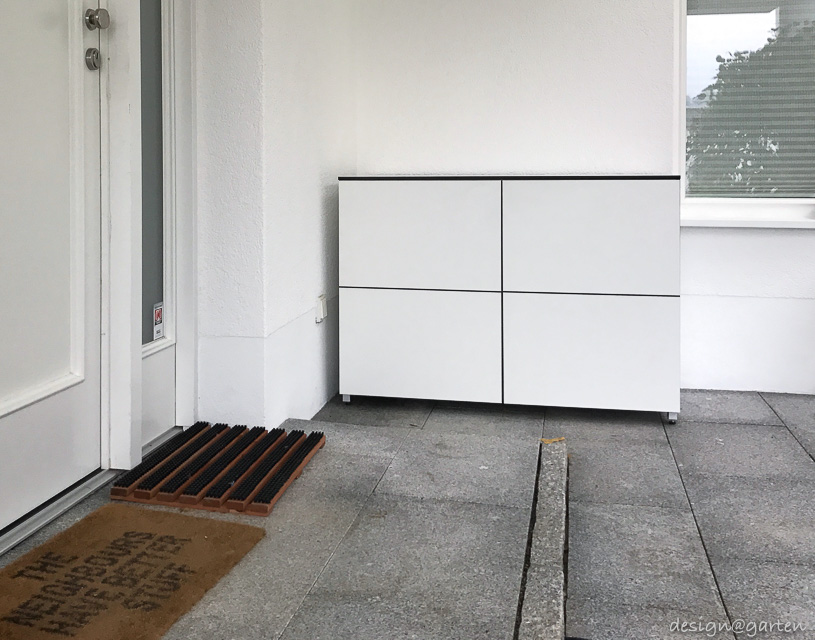 Recepción con estilo en París: aparador para la zona de entrada