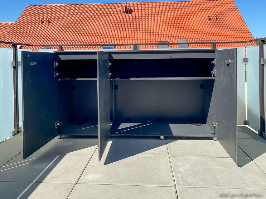 Estabilidad y solidez gracias a su construcción maciza.