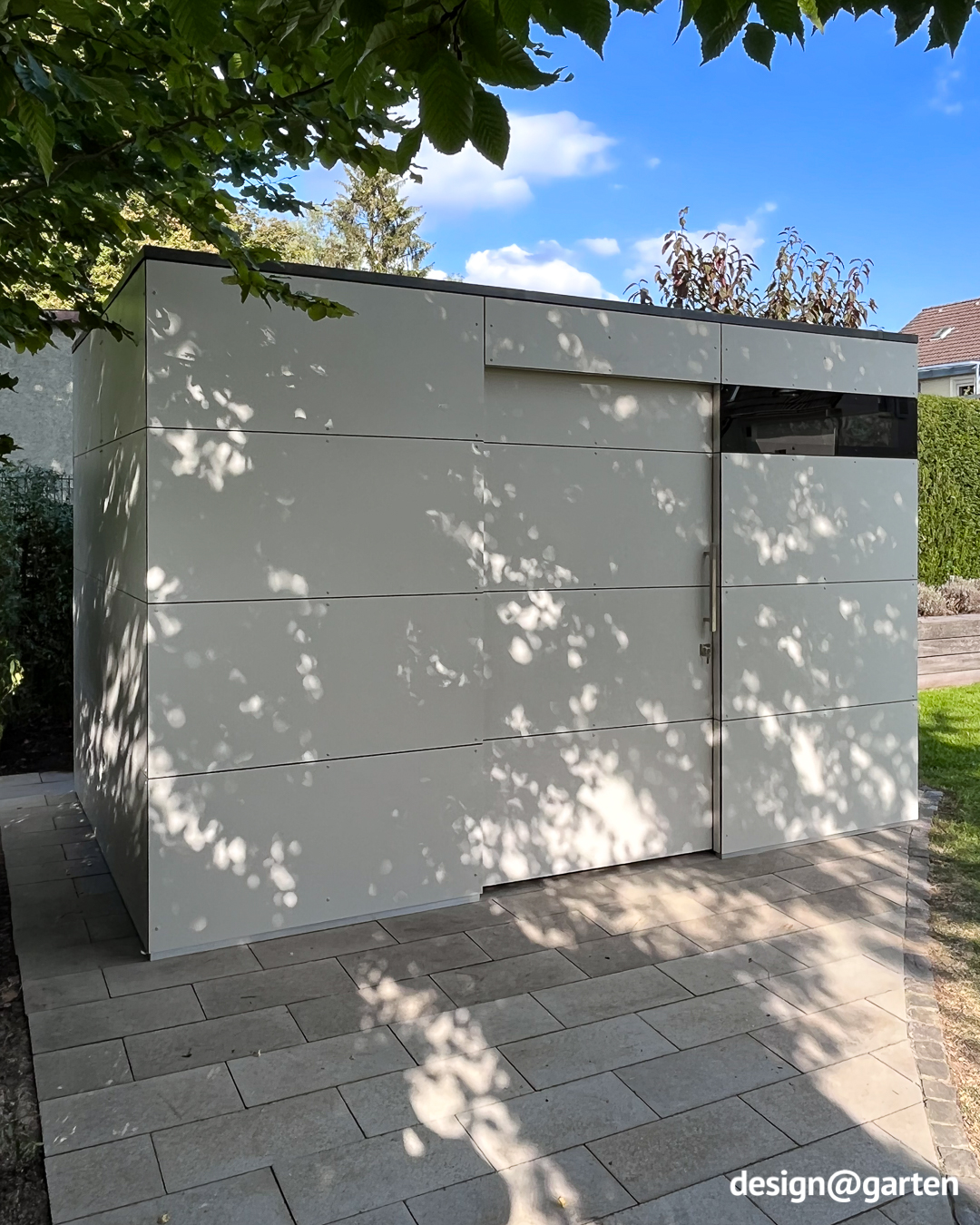 Caseta de jardín junto a la piscina en Weiss, cerca de Turín