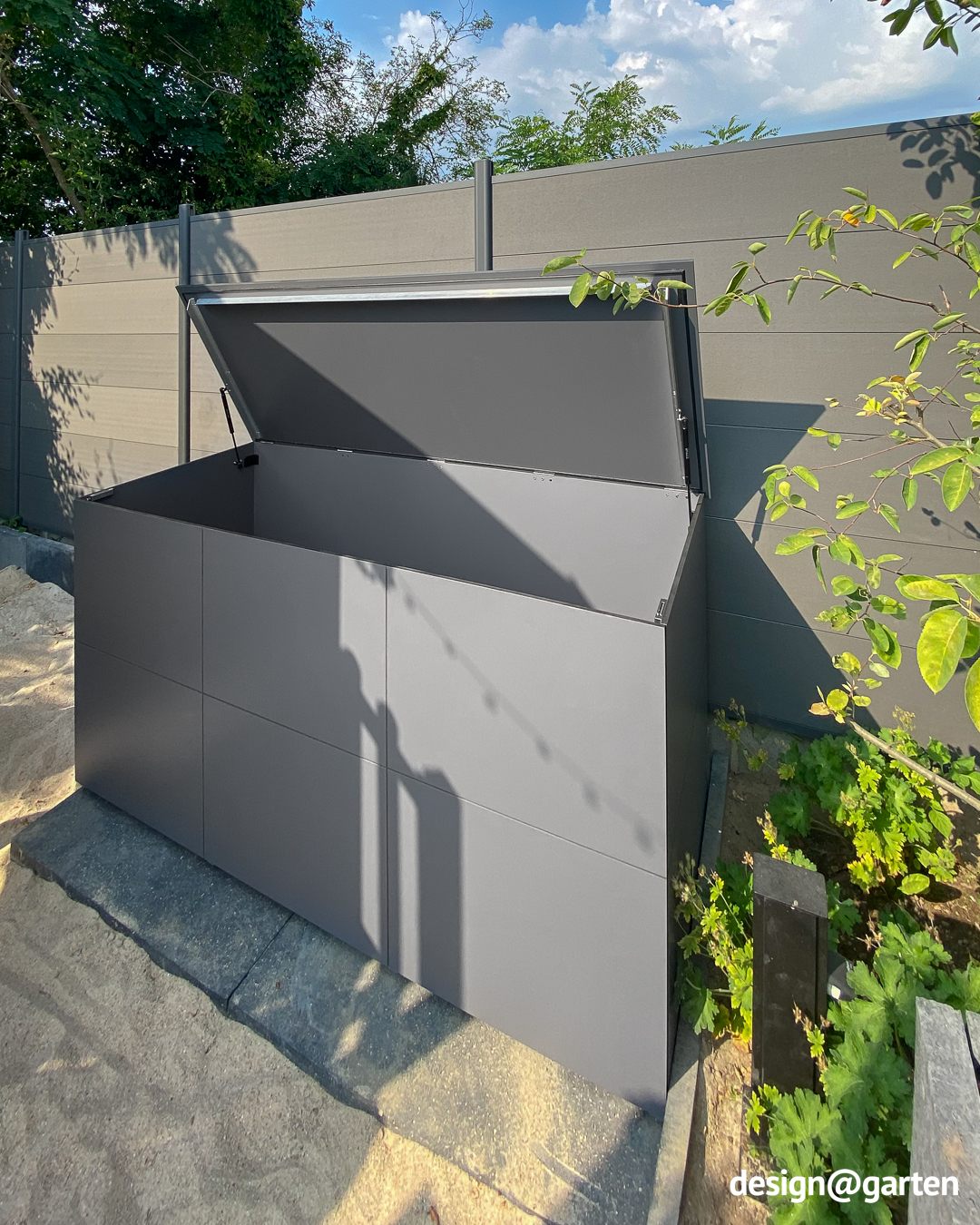 Caja de jardín para guardar juguetes