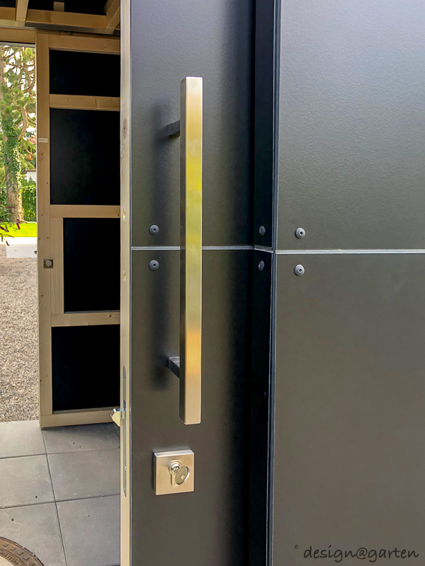 L'abri de jardin Cube en noir