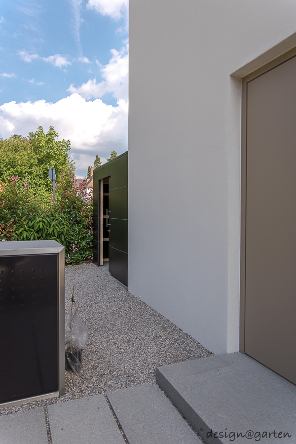 L'abri de jardin Cube en noir