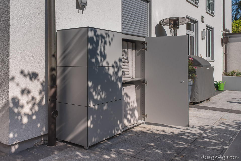 Le duo parfait pour la terrasse : solution sur mesure pour le rangement et l'assise