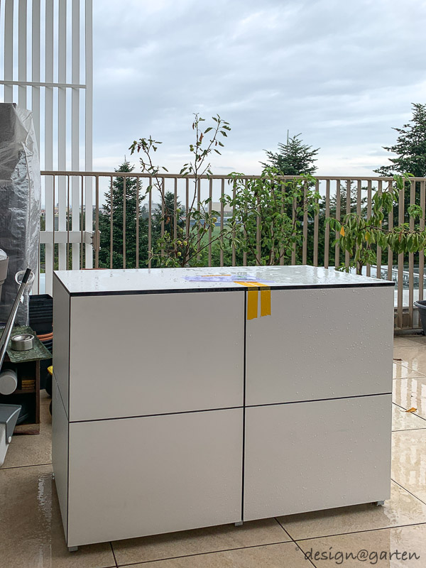 Armoire de terrasse XXL étanche comme système de rangement sur mesure