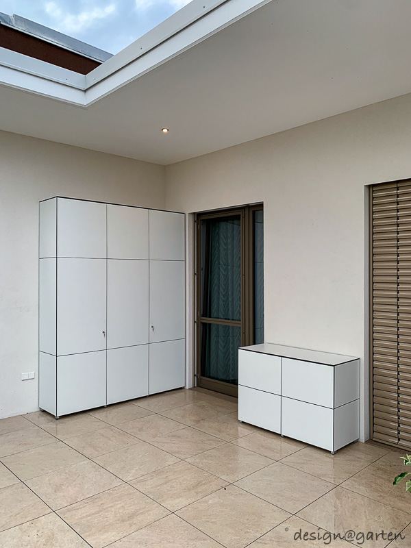 Armoire de terrasse XXL étanche comme système de rangement sur mesure