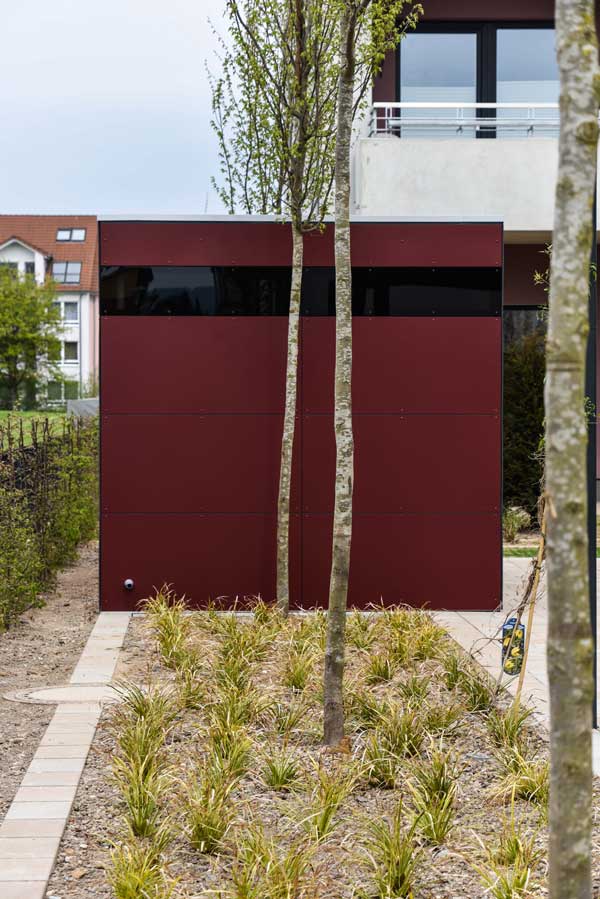 Une couleur qui a du caractère : l'abri poubelles au design moderne pour les complexes résidentiels