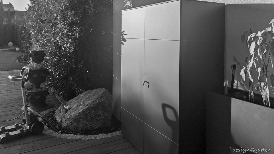 Armoire haute sur mesure avec système de montage simple