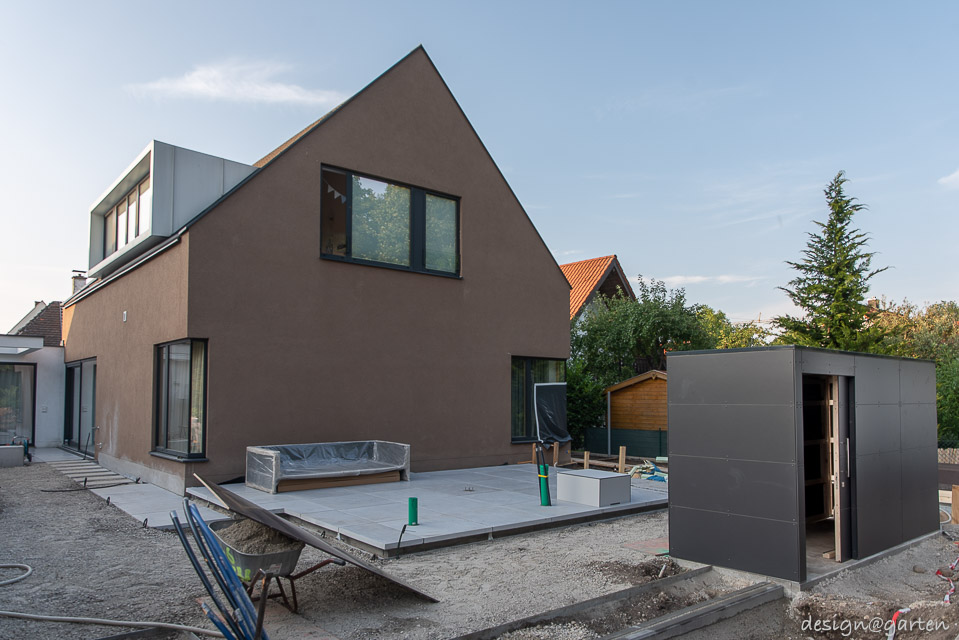 Système d'armoires de jardin : flexibilité maximale grâce à des solutions intelligentes de portes coulissantes