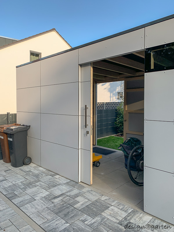 Abri de jardin conçu sur mesure avec 2 portes coulissantes à 63322 Rödermark