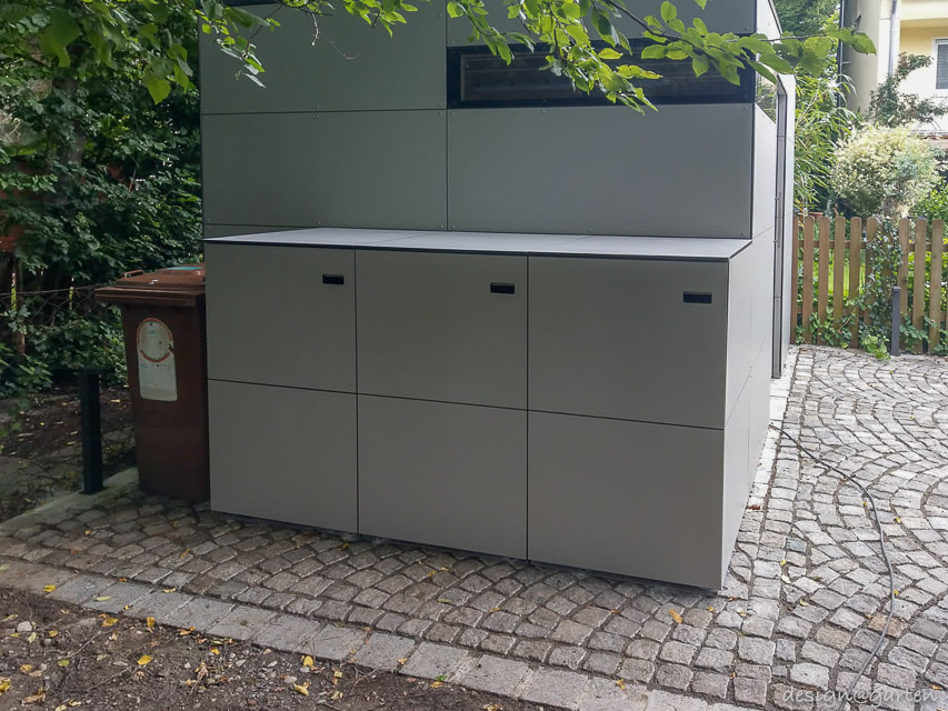 Abri pour poubelles en HPL : un rangement élégant pour les poubelles de 240 litres
