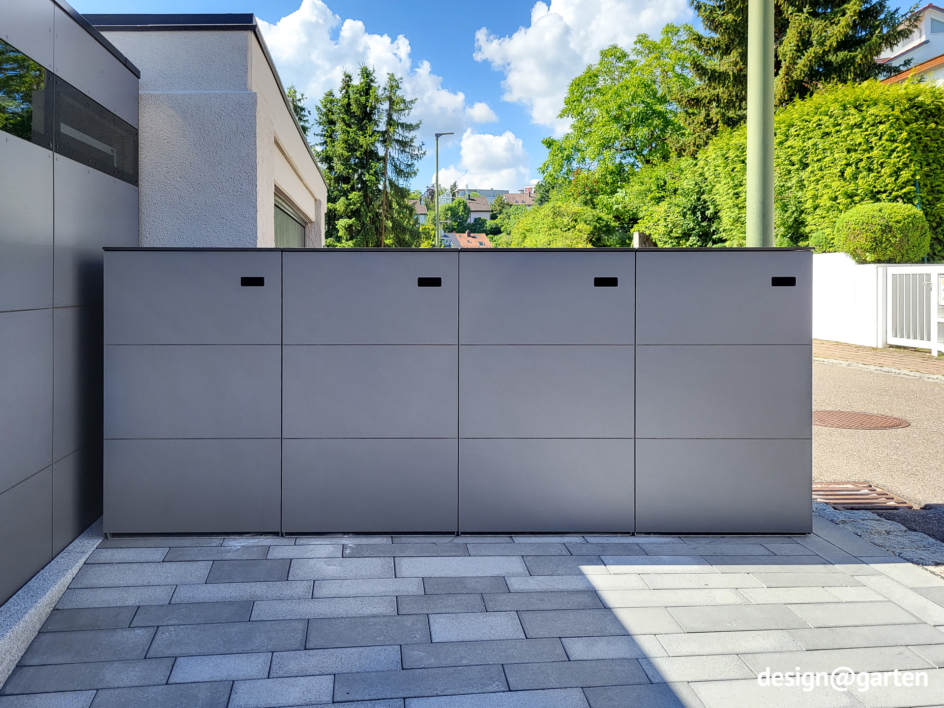 Abri moderne pour 4 poubelles de 240 l