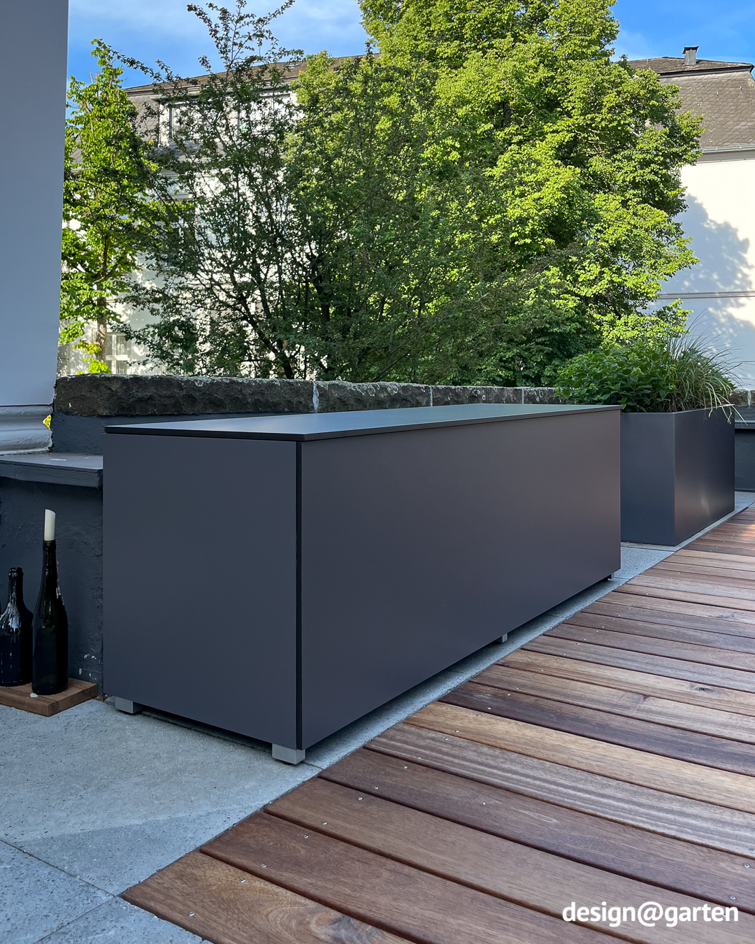 Coffre de siège étanche sur mesure, couleur anthracite