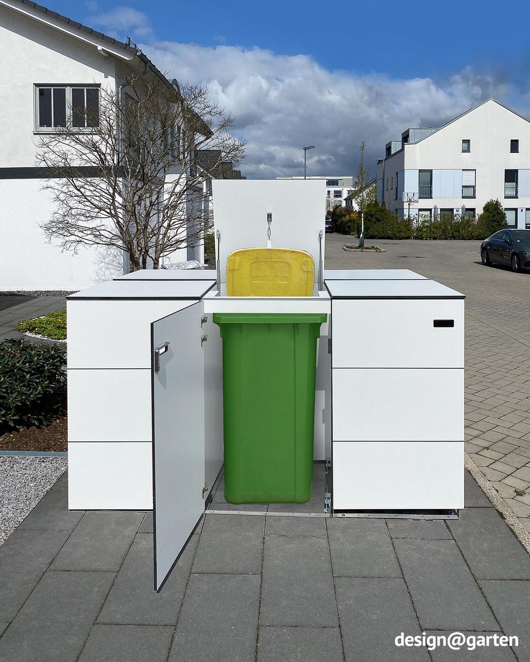Abri poubelles moderne – solution commune pour deux voisins