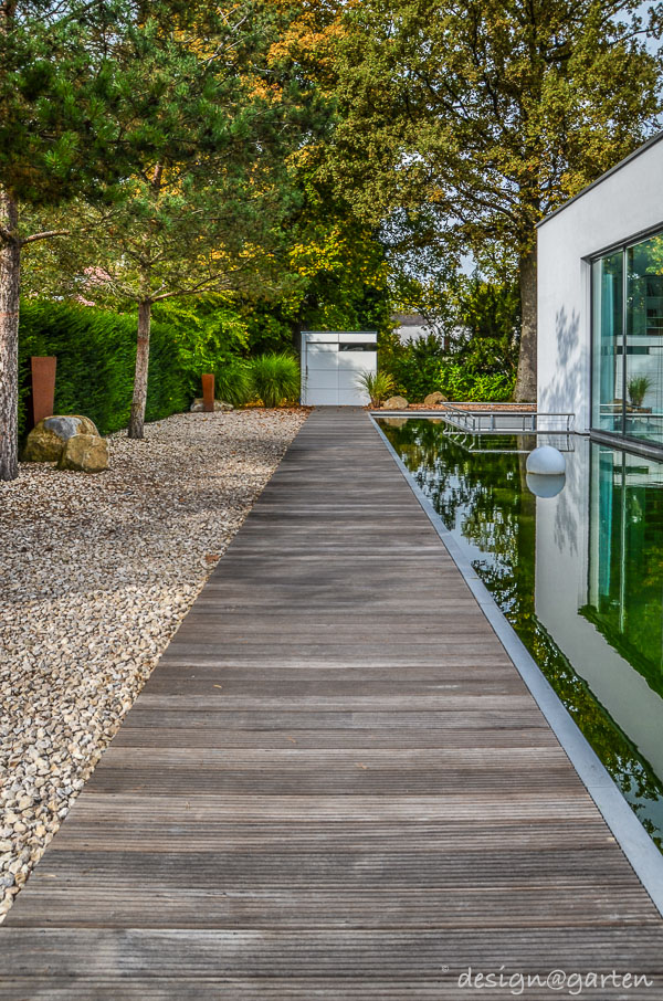 Des lignes épurées dans le jardin : l'abri de jardin moderne conçu par un architecte