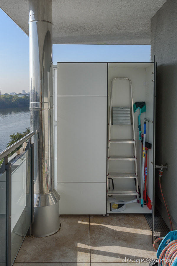 Espace de rangement urbain sans compromis : l'armoire résistante aux intempéries pour la ville