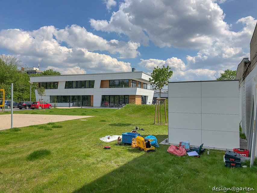 Architettura moderna in ambito aziendale: il capanno cubista