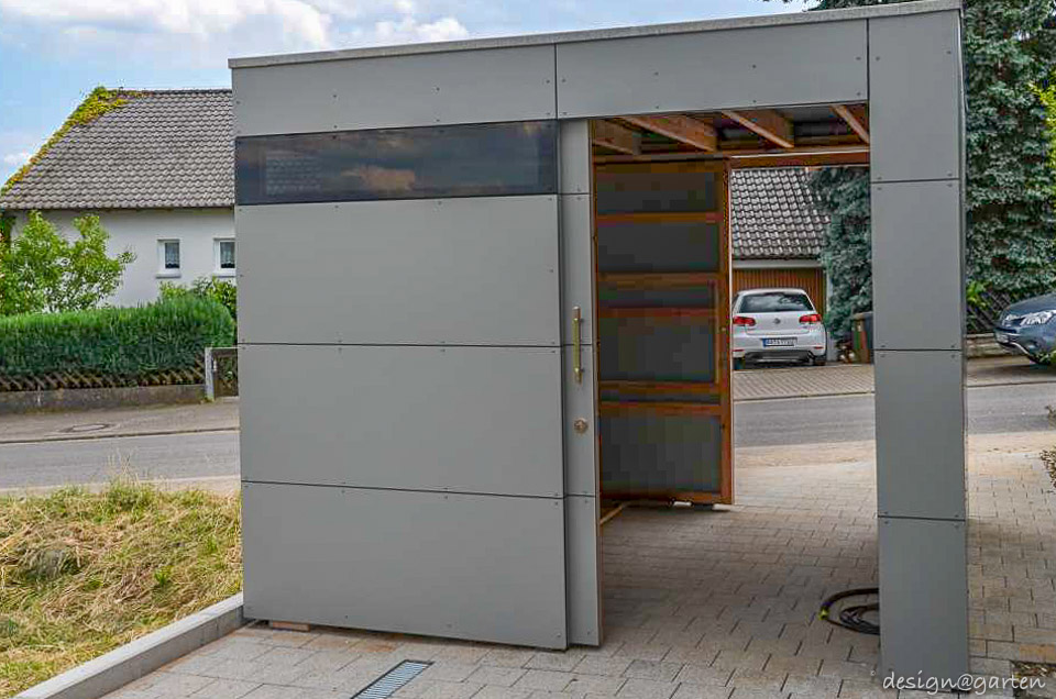 Collegamento intelligente: casetta da giardino in HPL come passaggio