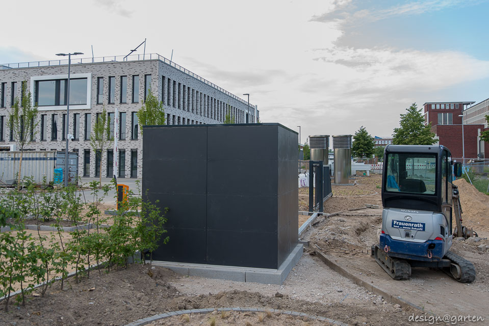 Ordine rappresentativo: moderno capanno per attrezzi con tetto piano