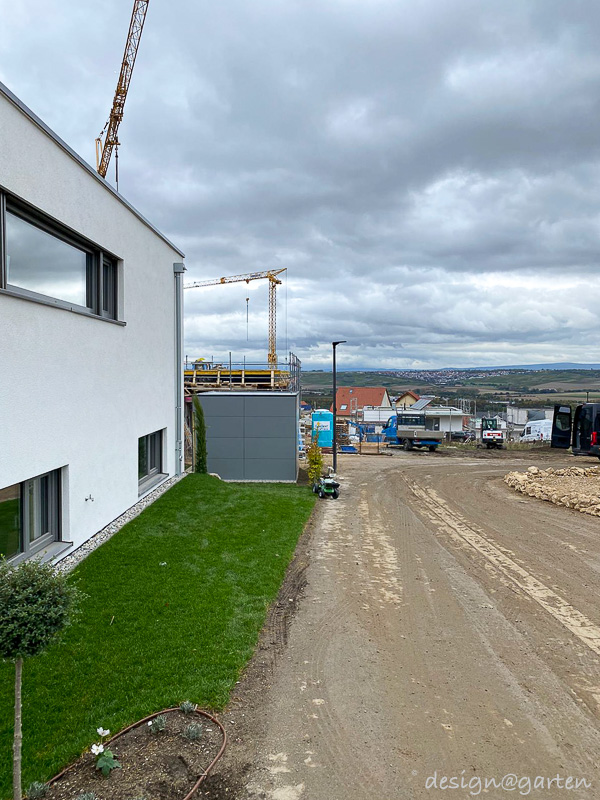 Capanno da giardino minimalista per un'architettura moderna: efficienza e protezione dalle intemperie